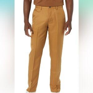 NWT Amazon Essentials Men's Slim-Fit Flat-Front Dress Pant